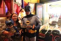 Mezco Unveils Classic 1966 Batman Mez-Itz with Real Life Batmobile Image 8