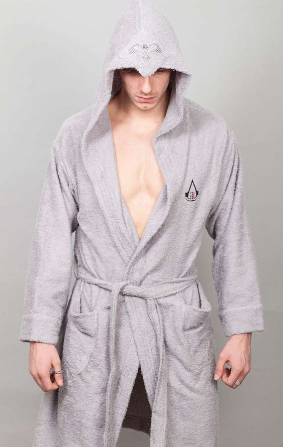 27 Lazy Loose-Fitting Bathrobes