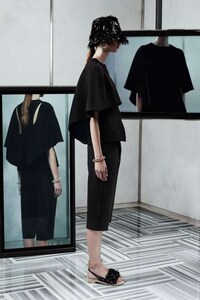 Futuristic Resort Lookbooks Image 7