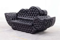 Graffiti-Style Sofas Image 2