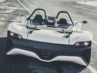 Lightweight Mexican Supercars Image 3
