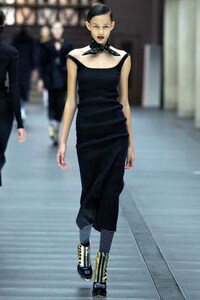 Velvety Patterned Fashion Image 2