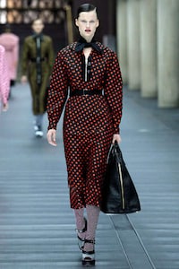 Velvety Patterned Fashion Image 7