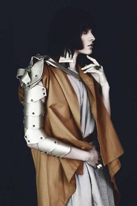 Elegant Cleopatra Beauty Captures Image 2
