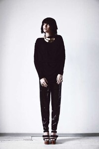 Elegant Cleopatra Beauty Captures Image 4