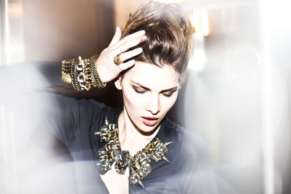 32 Glitzy Fashion Spreads