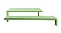 Deceptively Floating Picnic Tables Image 2