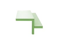 Deceptively Floating Picnic Tables Image 4