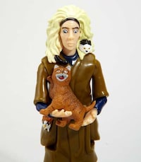 Pet Addict Sculptures Image 2