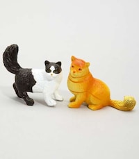 Pet Addict Sculptures Image 3