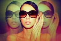 Three-Face Mirror Photography Image 4