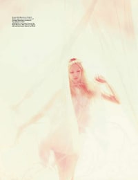 Dreamy 70s-Inspired Editorials Image 2