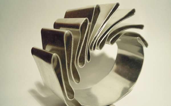 11 Distorted Jewelry Designs