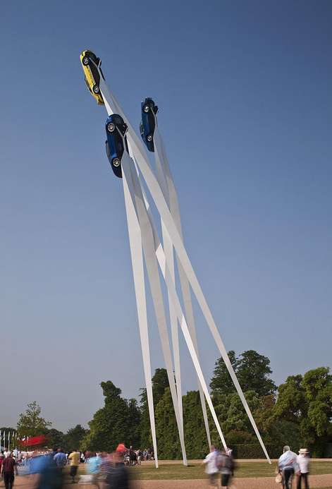Dynamic Car-Rocketing Installations