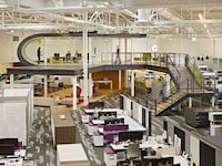 Playfully Contemporary Offices Image 7