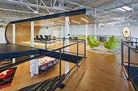 Playfully Contemporary Offices Image 8