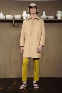 Artistically Retro Menswear Looks Image 2