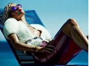 Slick-Skinned Editorials Image 8