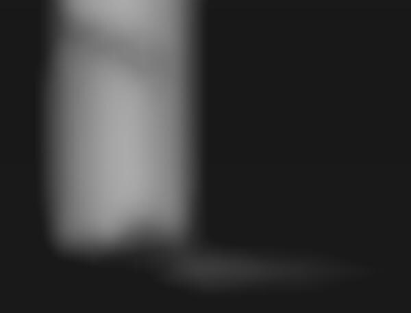 Monochromatic Solitary Photography