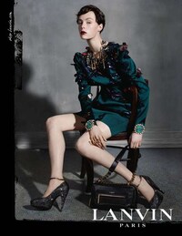 Accessorized Retro Campaigns Image 5