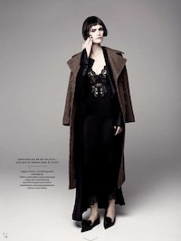 Glam 30s-Inspired Editorials Image 7