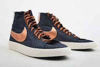 Elegant Bronzed Kicks Image 2