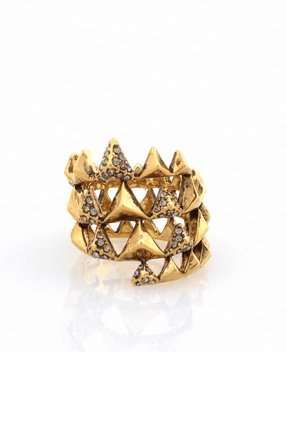 Extensive Pyramid Rings