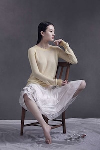 Femininely Poised Fashion Ads Image 5