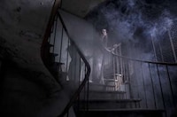 Eerily Cinematic Photoshoots Image 2