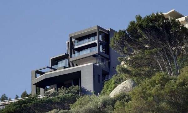 73 Spectacular Mountainside Structures