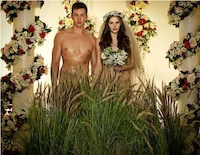Quirky Wedding Photoshoots Image 4