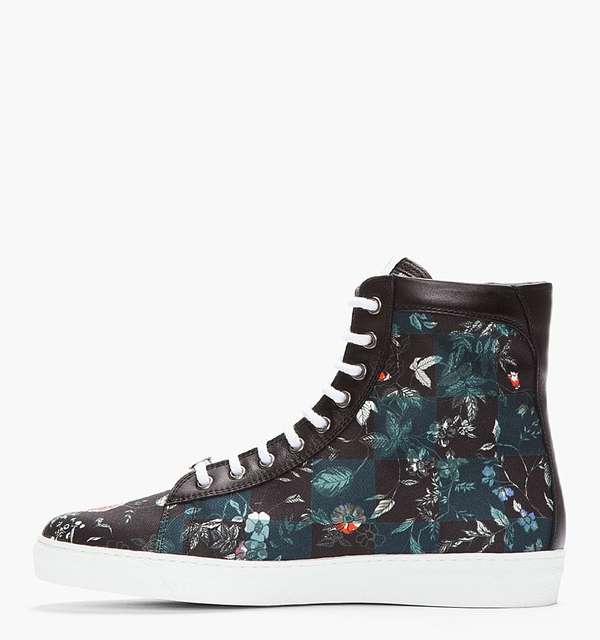 Checkerboard Floral Kicks