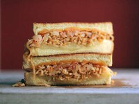 Instant Noodle Sandwiches Image 2