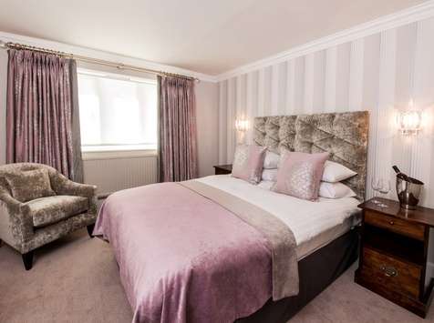 Luxe Fashion-Branded Hotels