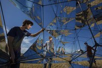 Prismatic Pyramid Kites Image 3
