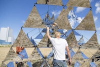 Prismatic Pyramid Kites Image 4
