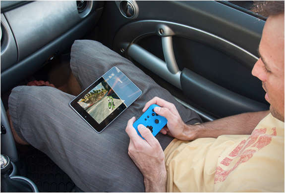 Tablet Gaming Controllers