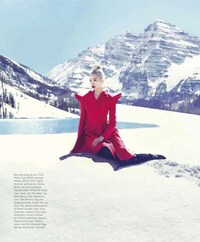 Stunning Snow-Filled Editorials Image 7