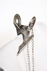 Chic Chained Lunch Bags Image 2