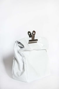 Chic Chained Lunch Bags Image 3