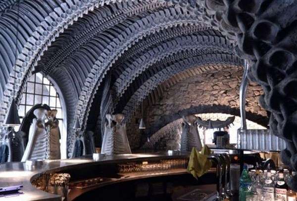 30 Eerie Architectural Designs