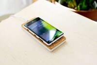 Cordless Smartphone Surfaces Image 4