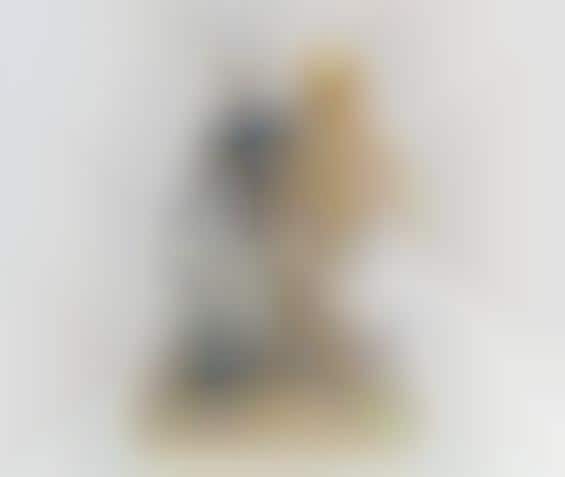 Sensualized Porcelaine Figurines