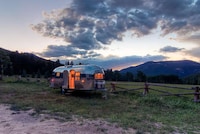 Luxuriously Restored Trailers Image 6