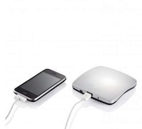 Adhesive Solar Phone Chargers Image 2