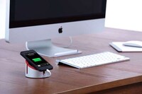 Sculpted Aluminum Smartphone Stands Image 2