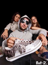 2-in-1 Sneakers Image 4