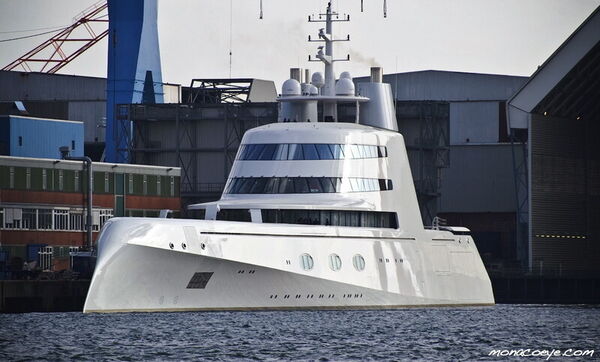 Designer Super Yachts