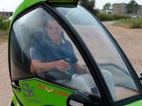 Transforming Russian Pod Cars Image 2