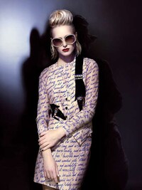 Poetic Fashion Photoshoots Image 2